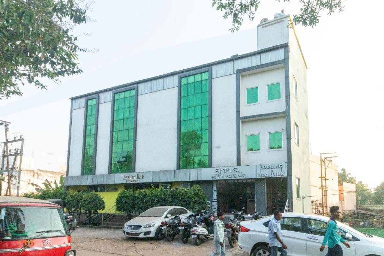 Spot On Prabir Residency Inn Urāli Exterior foto