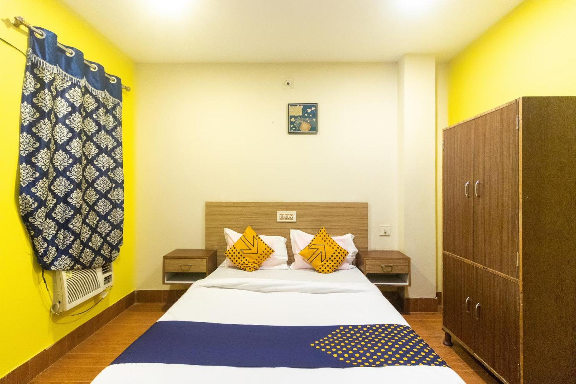 Spot On Prabir Residency Inn Urāli Exterior foto